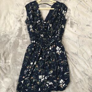 DR2 navy sleeveless dress
